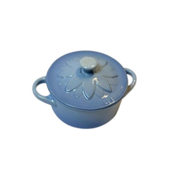 Le Creuset Other - Le Creuset Coastal Blue Sunflower Mini Cocotte 8 Oz